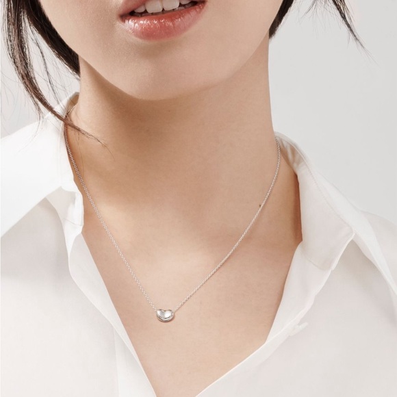 Tiffany & Co. Elsa Peretti Bean Necklace - Picture 3 of 3
